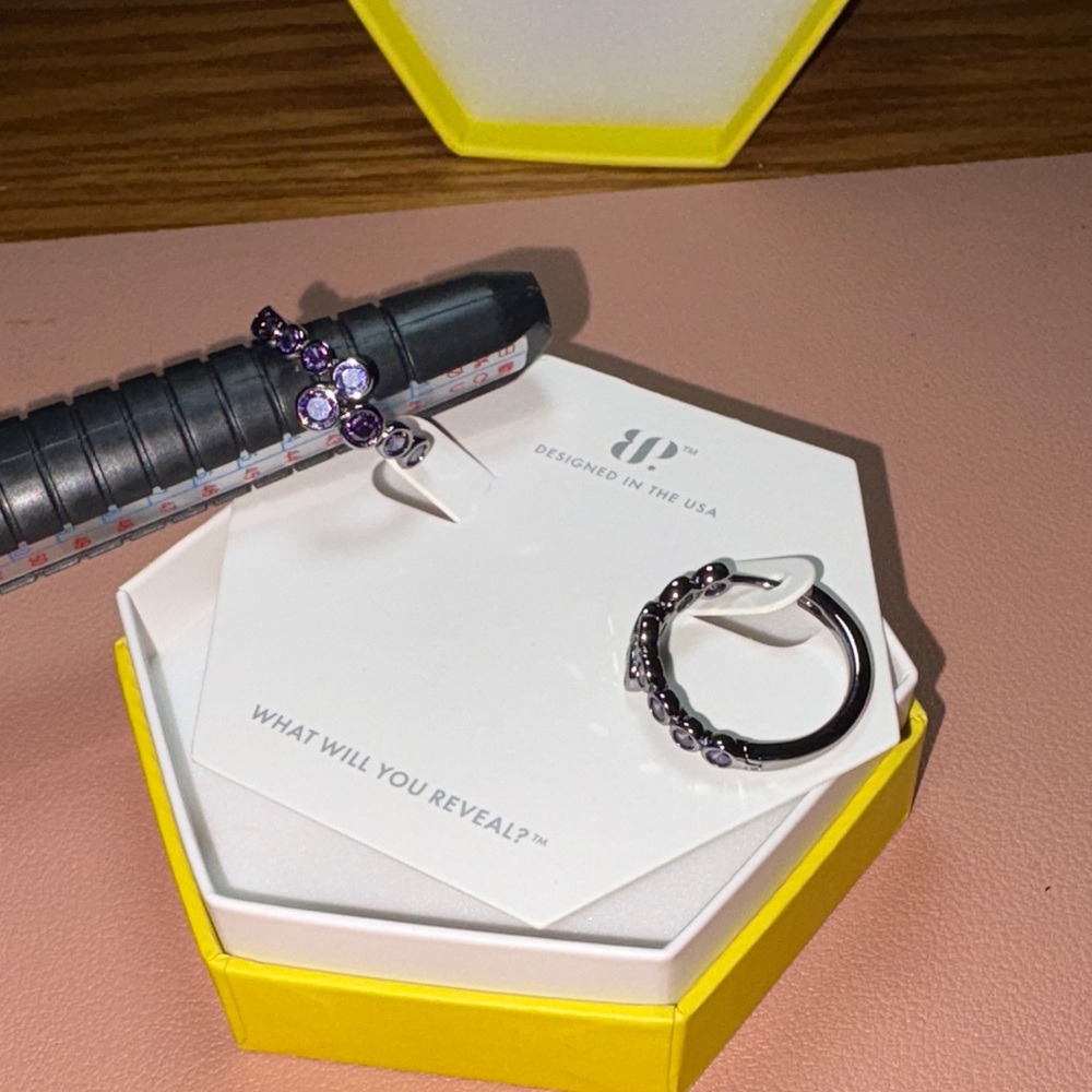 Ring bomb party earrings hematite plating purple topaz